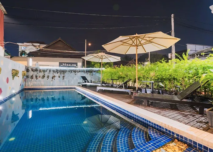 Vplus Hotel